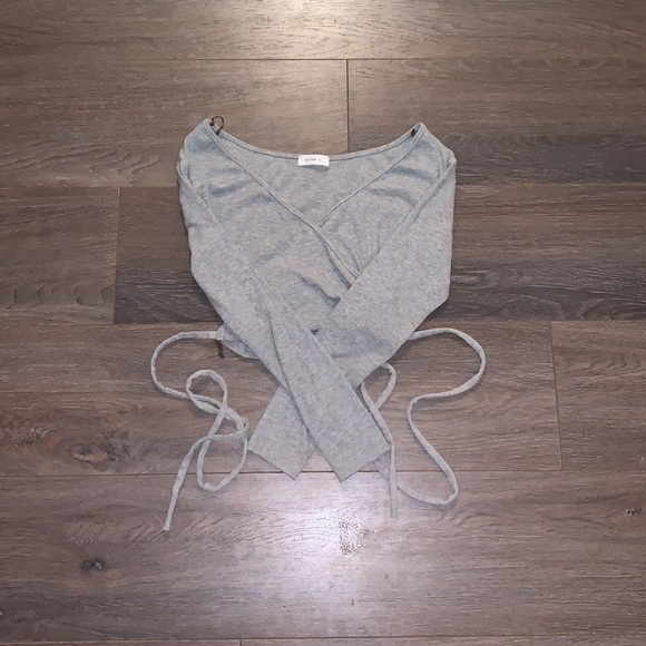 S Long sleeve Wrap Tee - Picture 4 of 6